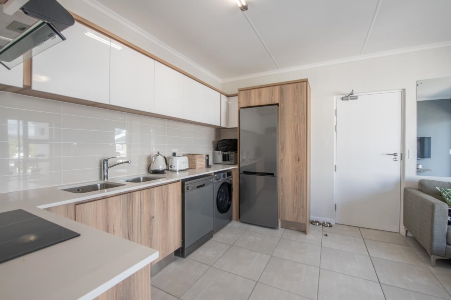 1 Bedroom Property for Sale in De Zicht Estate Western Cape